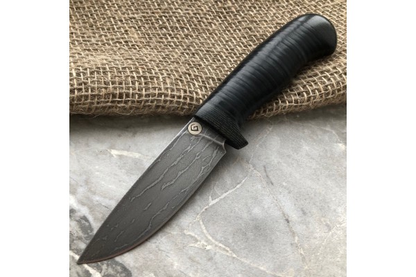 Carving knife made of cast bulat R001 (typeset leather)