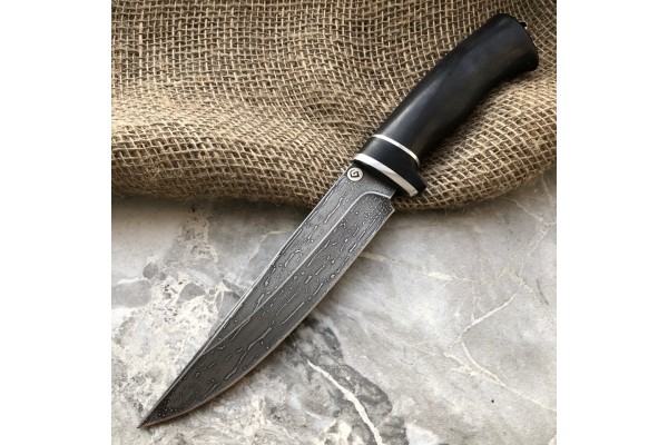 Carving knife made of cast bulat R008 (hornbeam)