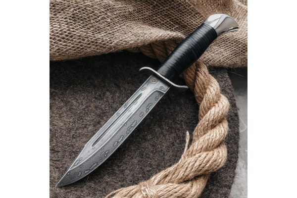 Travel knife made of cast bulat T002 (nr-40)