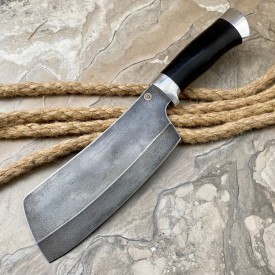 Kitchen knife for cutting meat made of cast bulat Big (hornbeam)