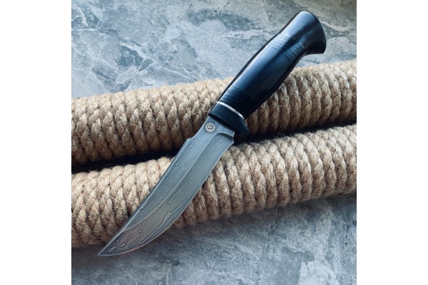 Travel knife made of cast bulat T001-V2